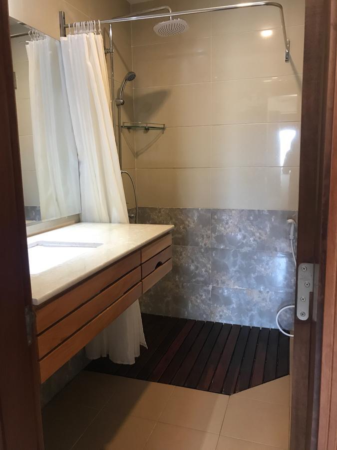 Elegant Hotel Pleiku Bagian luar foto