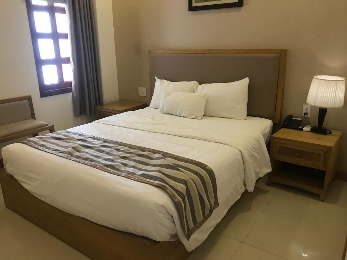 Elegant Hotel Pleiku Bagian luar foto
