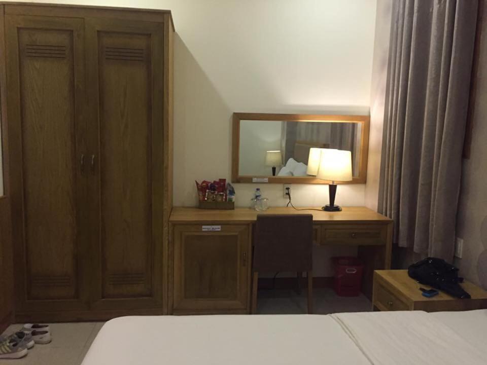 Elegant Hotel Pleiku Bagian luar foto
